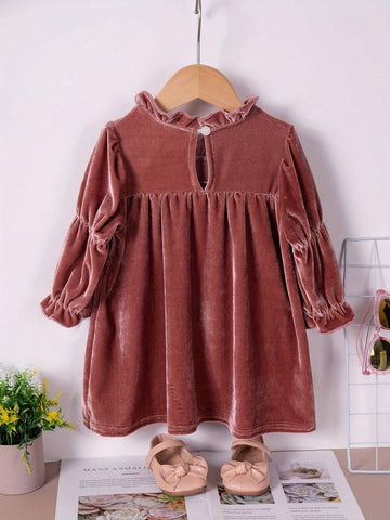 Young Women Elegant Velvet Ruched Design Dress For Holiday Party