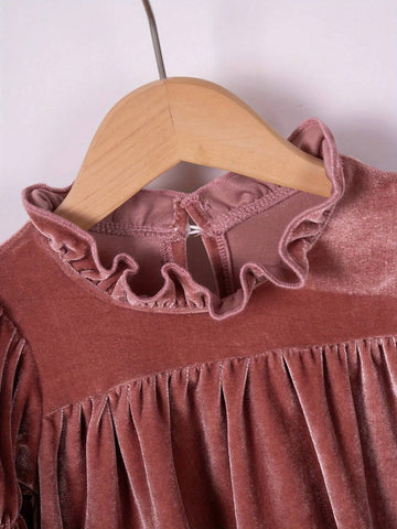 Young Women Elegant Velvet Ruched Design Dress For Holiday Party