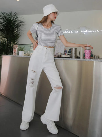 DAZY Distressed Ripped Solid Boyfriend Jeans