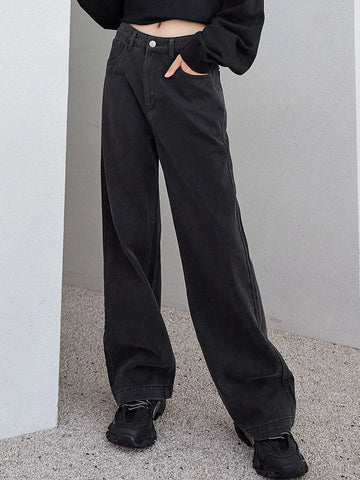 DAZY Button Front Pocket Detail Boyfriend Jeans