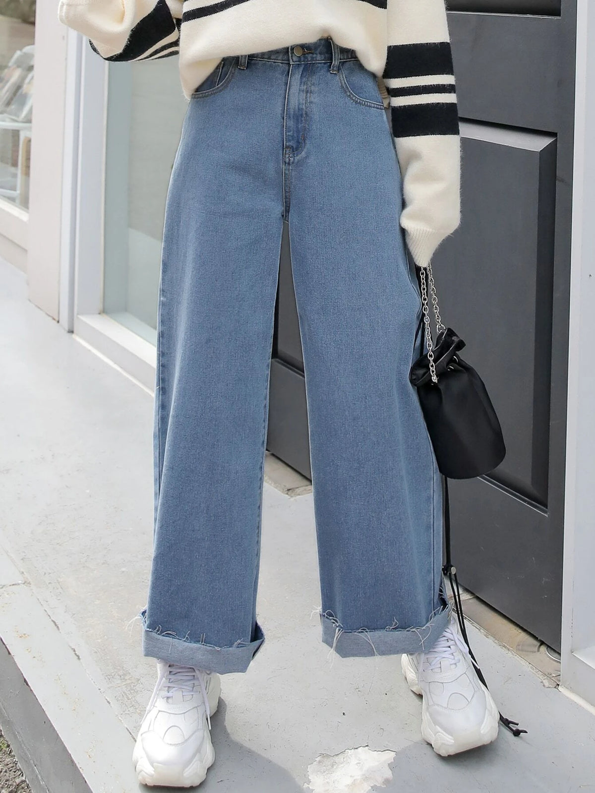 DAZY Wide Leg Pocket Detail Jeans