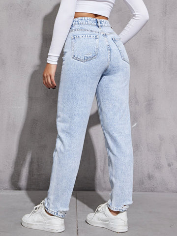 Zipper Fly Tapered Jeans