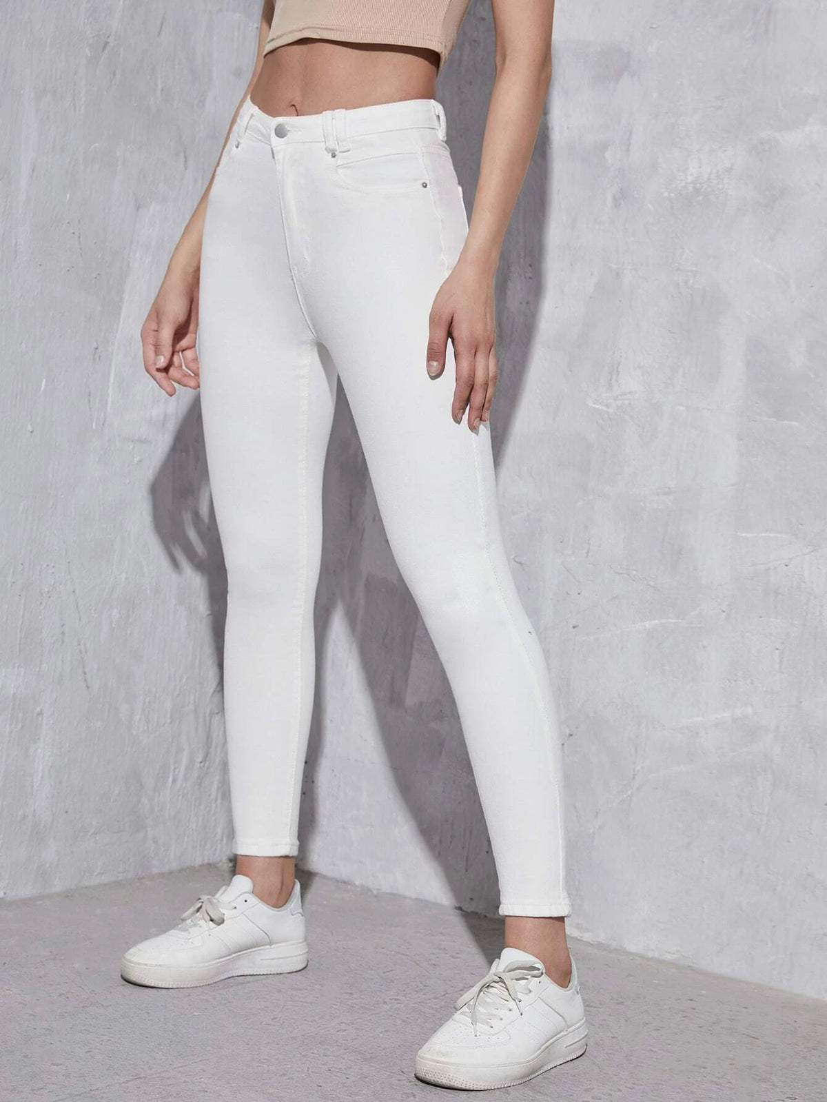 Slant Pocket Skinny Jeans