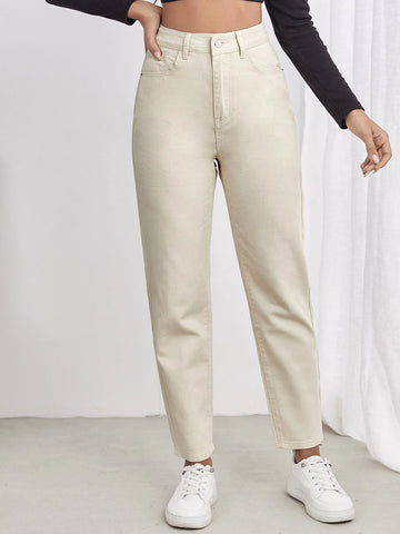 Patched Detail Mom Fit Jeans