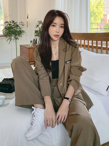 DAZY Letter Patched Detail Single Breasted Blazer & Pants