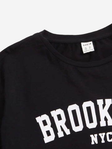Girls Letter Graphic Drop Shoulder Crop Tee & Shorts Set