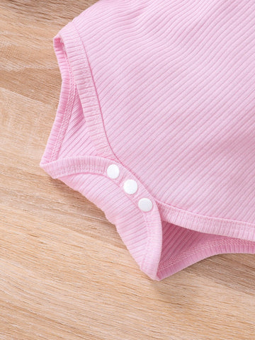 Baby Letter Graphic Ruffle Bodysuit & Floral Bow Shorts & Headband