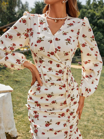 Allover Floral Print Ruched Layered Hem Dress