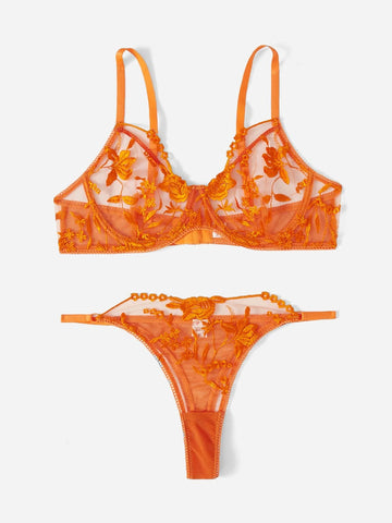 Floral Guipure Lace Underwire Thong Lingerie Set