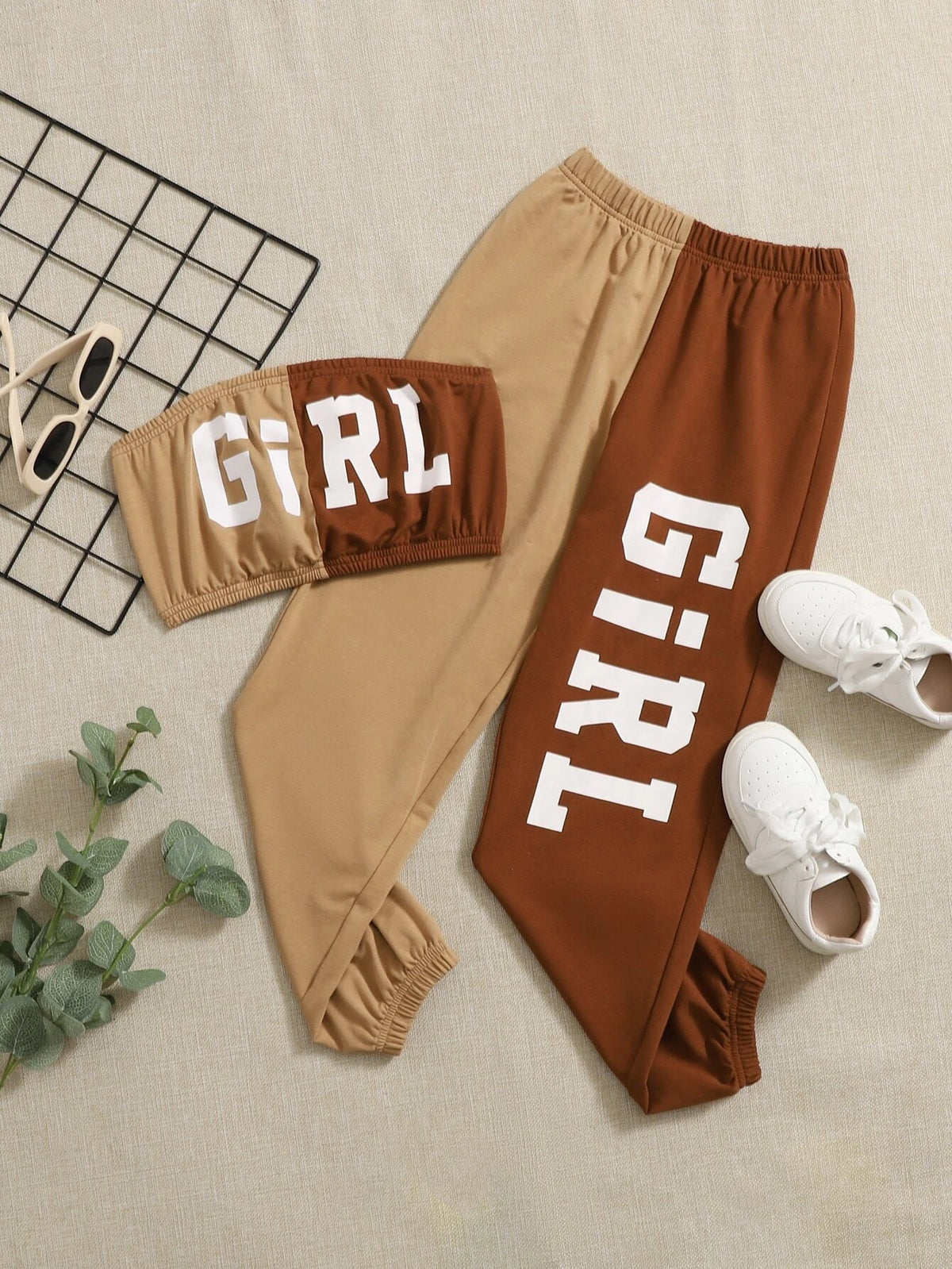 Girls Letter Graphic Tube Top & Pants