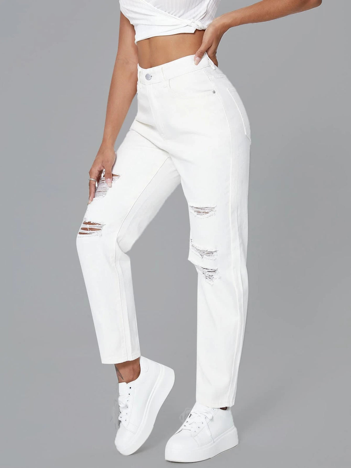 Zipper Fly Ripped Tapered Jeans