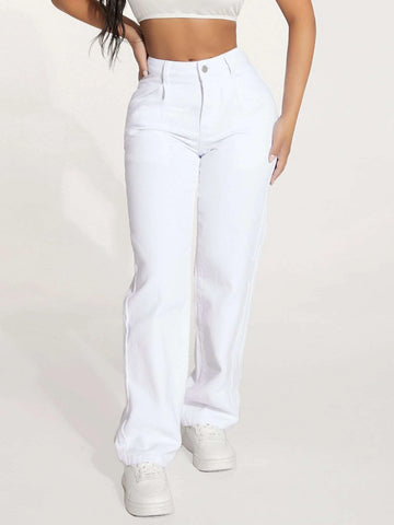 PETITE Slant Pocket Straight Leg Jeans