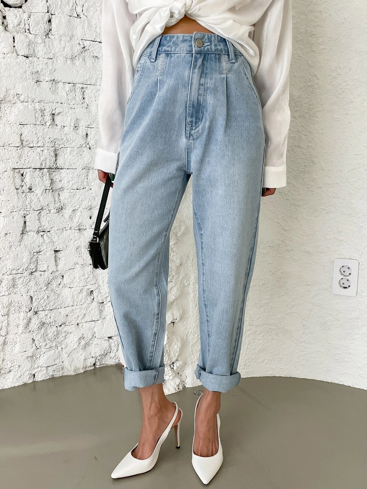 DAZY High Waist Embroidered Detail Tapered Pants