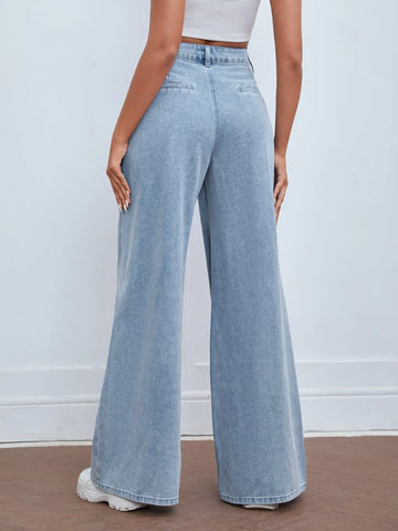 Pleated Detail Wide Leg Jeans