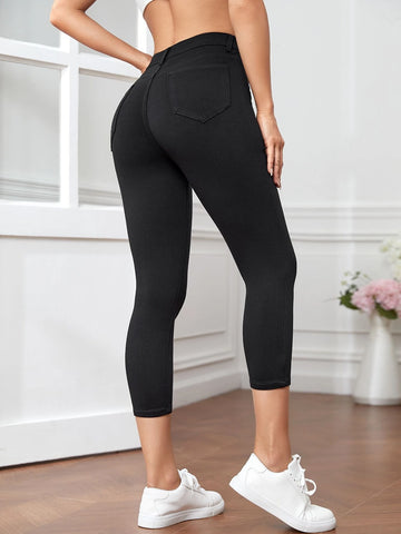 Zipper Fly Capri Skinny Jeans