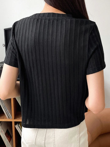 DAZY Letter Embroidery Rib-knit Tee