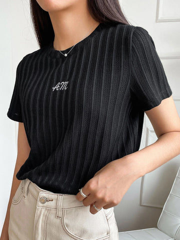 DAZY Letter Embroidery Rib-knit Tee