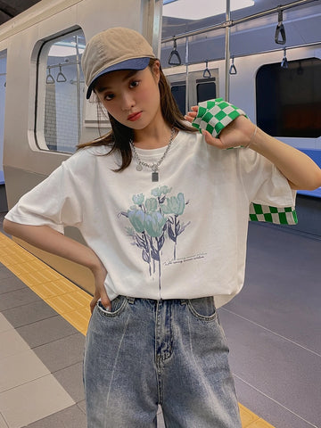 DAZY Slogan & Floral Print Drop Shoulder Tee