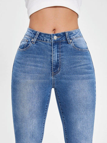BLUES Slant Pocket Skinny Crop Jeans