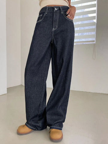 DAZY Top-stitching Slant Pocket Straight Leg Jeans