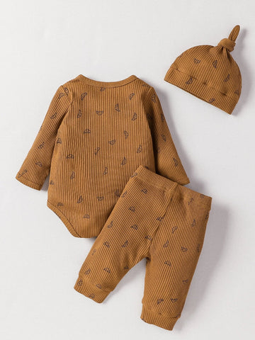 Newborn Baby Croissant Print Bodysuit & Pants & Hat