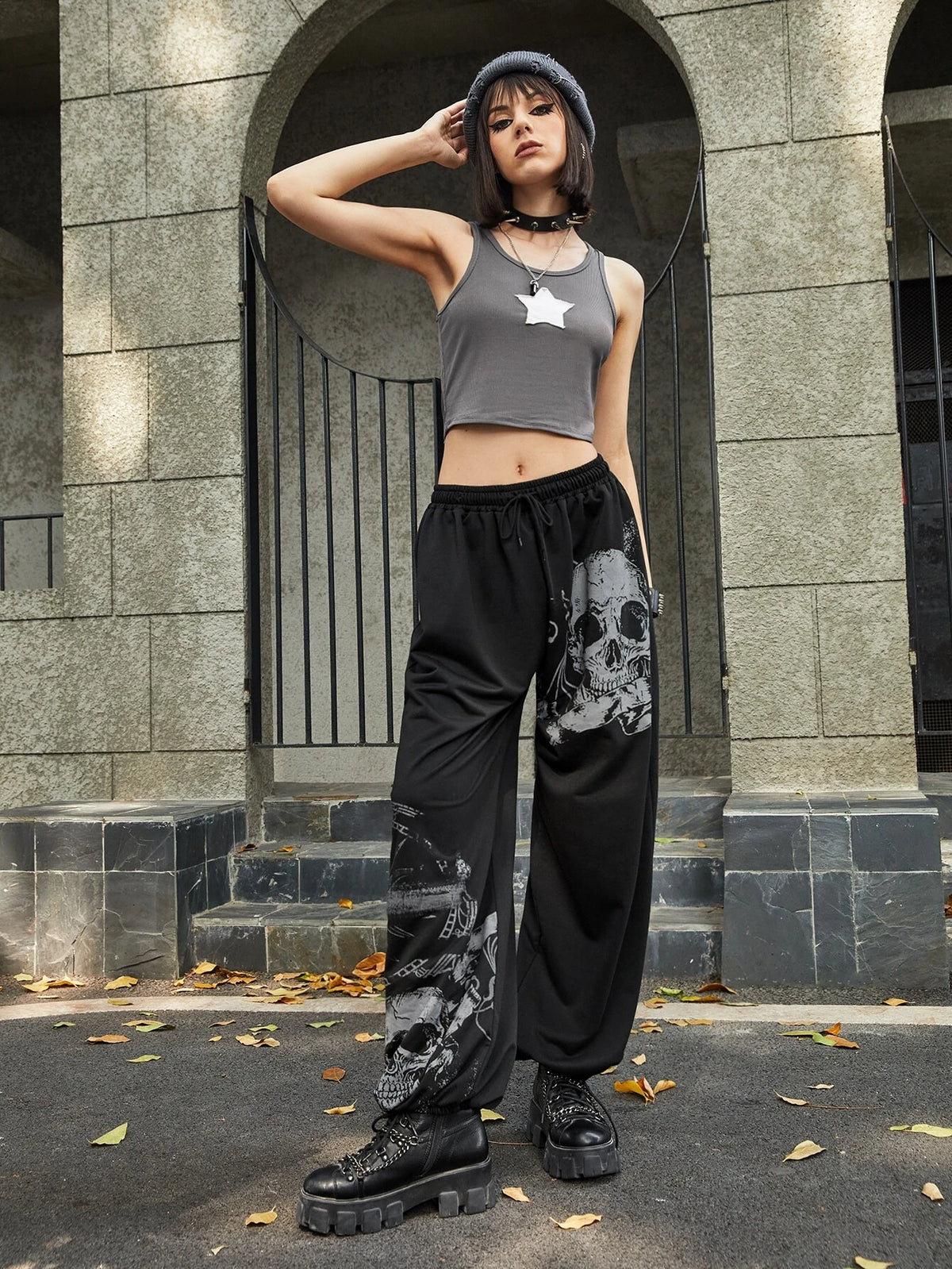 ROMWE Grunge Punk Skull Graphic Sweatpants