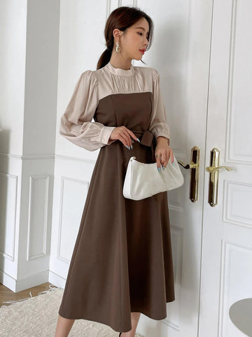 DAZY Two Tone Puff Sleeve Belted Dress