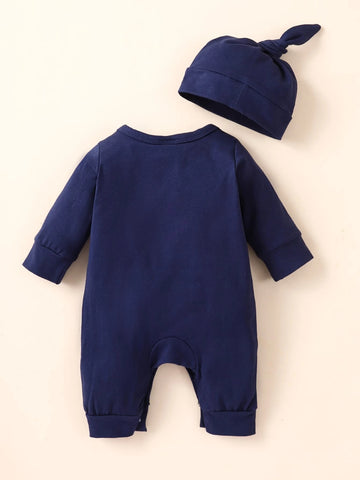 Newborn Baby Letter Graphic Jumpsuit & Hat