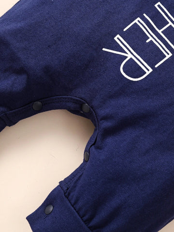 Newborn Baby Letter Graphic Jumpsuit & Hat