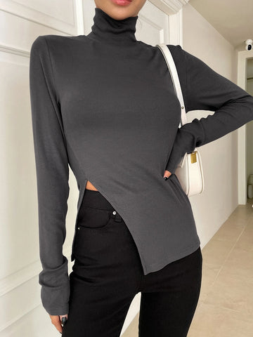 DAZY High Neck Split Hem Tee