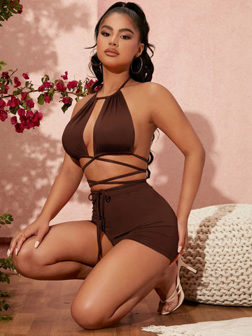 Tie Backless Crisscross Hem Crop Halter Top & Biker Shorts Set