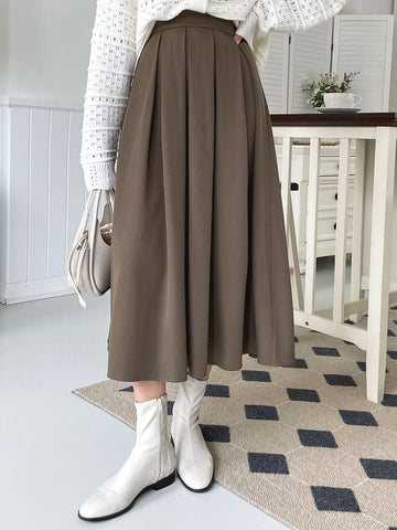 DAZY Solid Fold Pleated Skirt