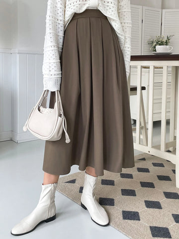 DAZY Solid Fold Pleated Skirt
