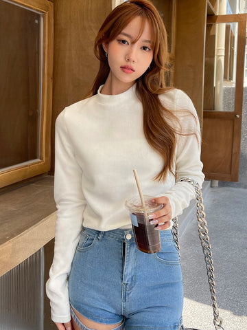 DAZY Solid Mock Neck Fleece Tee