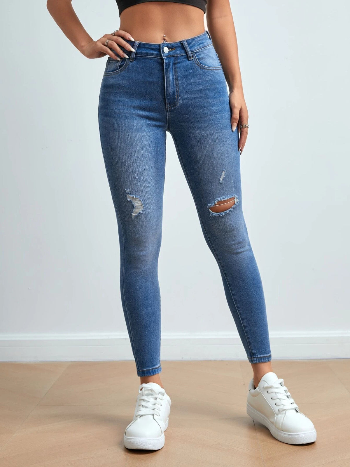 PETITE Slant Pocket Ripped Skinny Jeans