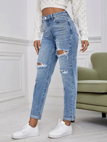 Cut Out Ripped Frayed Tapered Jeans