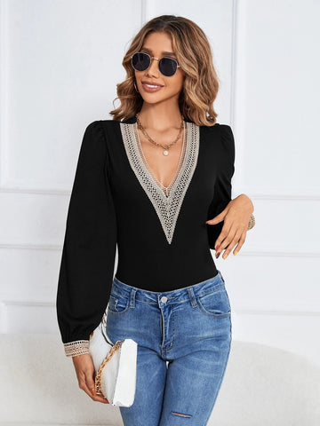 Contrast Guipure Lace Trim V-neck Lantern Sleeve Bodysuit