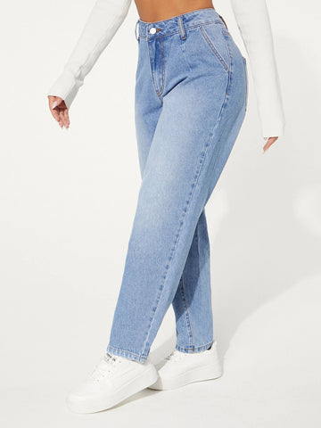 SXY Patch Detail Mom Fit Jeans
