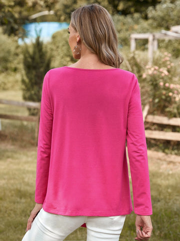 EMERY ROSE Criss Cross Front Bandana Hem Tee