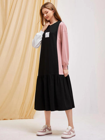 Letter Patched Colorblock Drop Shoulder Ruffle Hem Dress