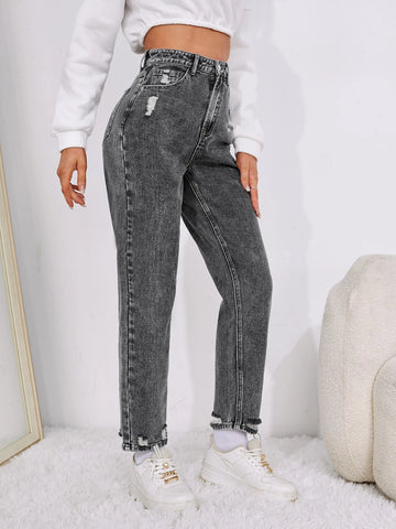 Zipper Fly Tapered Jeans