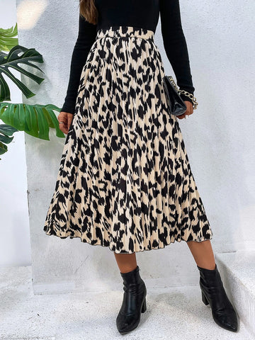 Allover Print High Waist Pleated Skirt