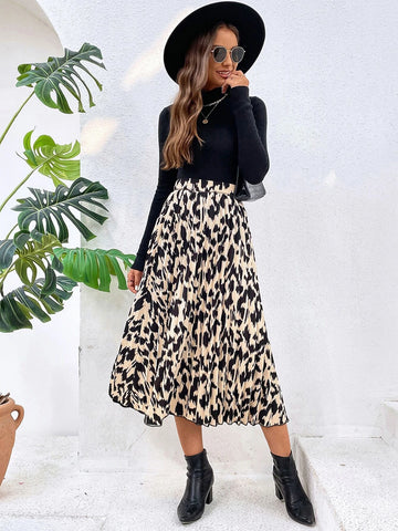 Allover Print High Waist Pleated Skirt