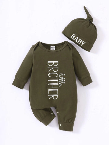 Newborn Baby Letter Graphic Jumpsuit & Hat