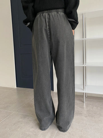 DAZY Letter Patch Embroidery Drawstring Waist Wide Leg Jeans