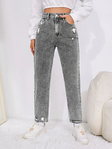 Zipper Fly Tapered Jeans