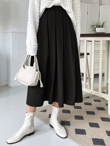 DAZY Solid Fold Pleated Skirt