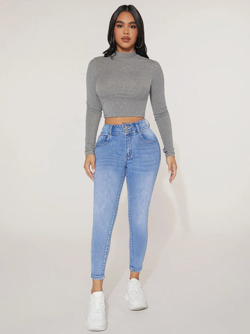 PETITE Light Wash Skinny Jeans