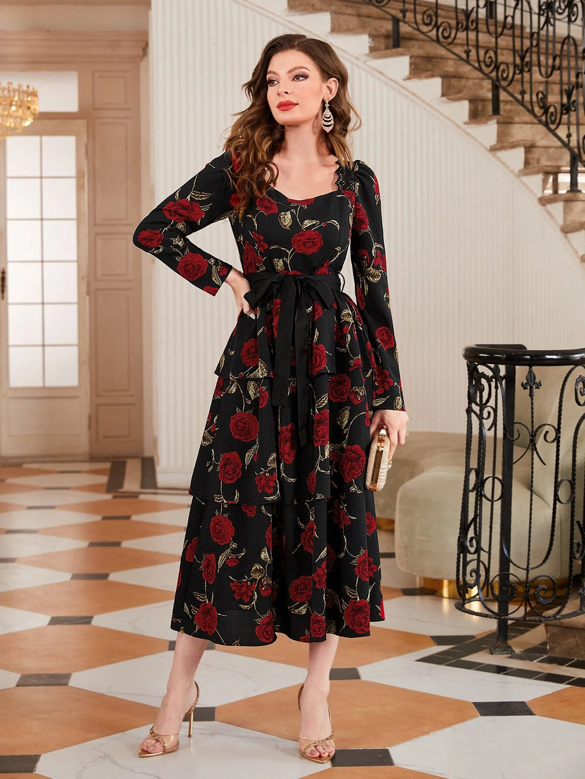 Floral Print Sweetheart Neck Belted Dress