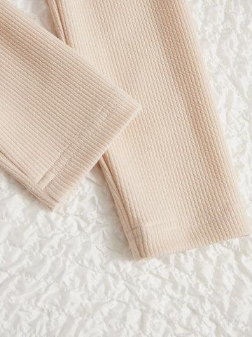 EZwear Letter Patched Detail Scoop Neck Crop Tee & Pants